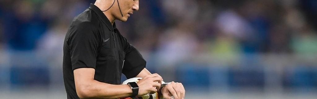 斗球体育直播- VAR争议判罚引主帅不满  